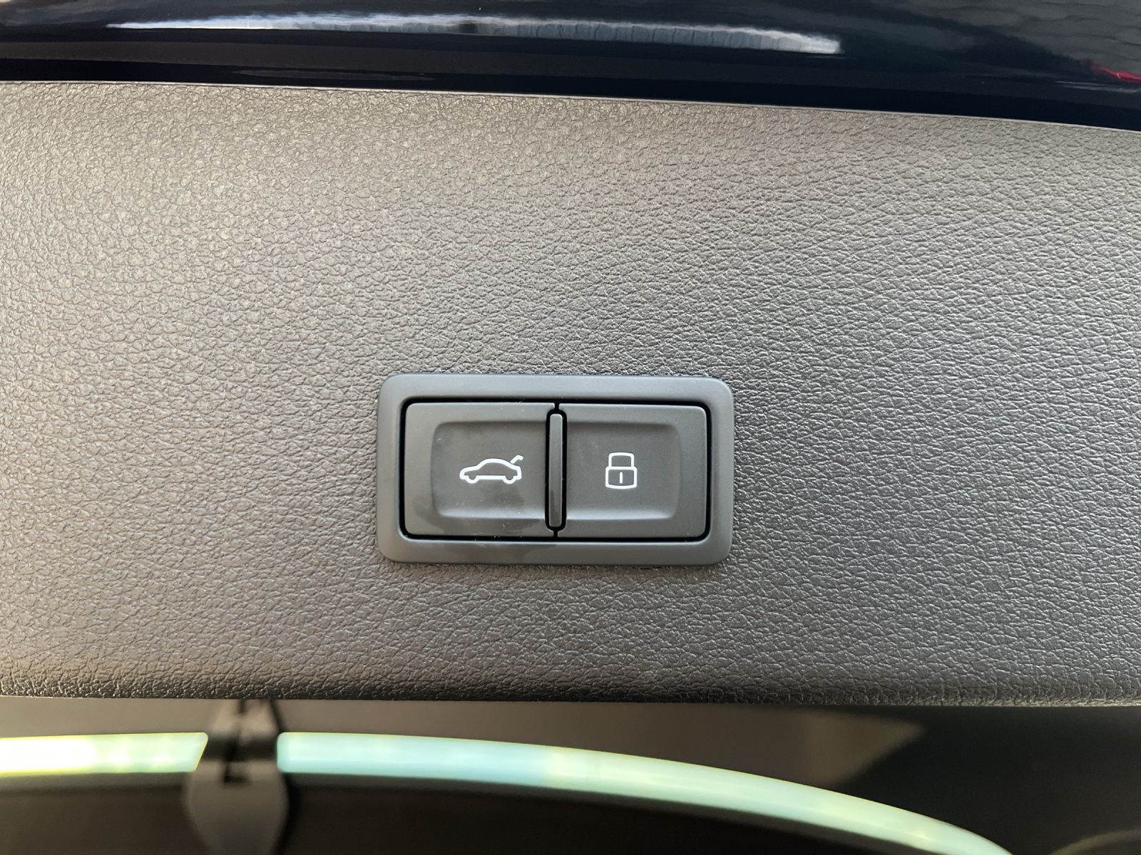 Audi Q8 e-tron - Bild 17