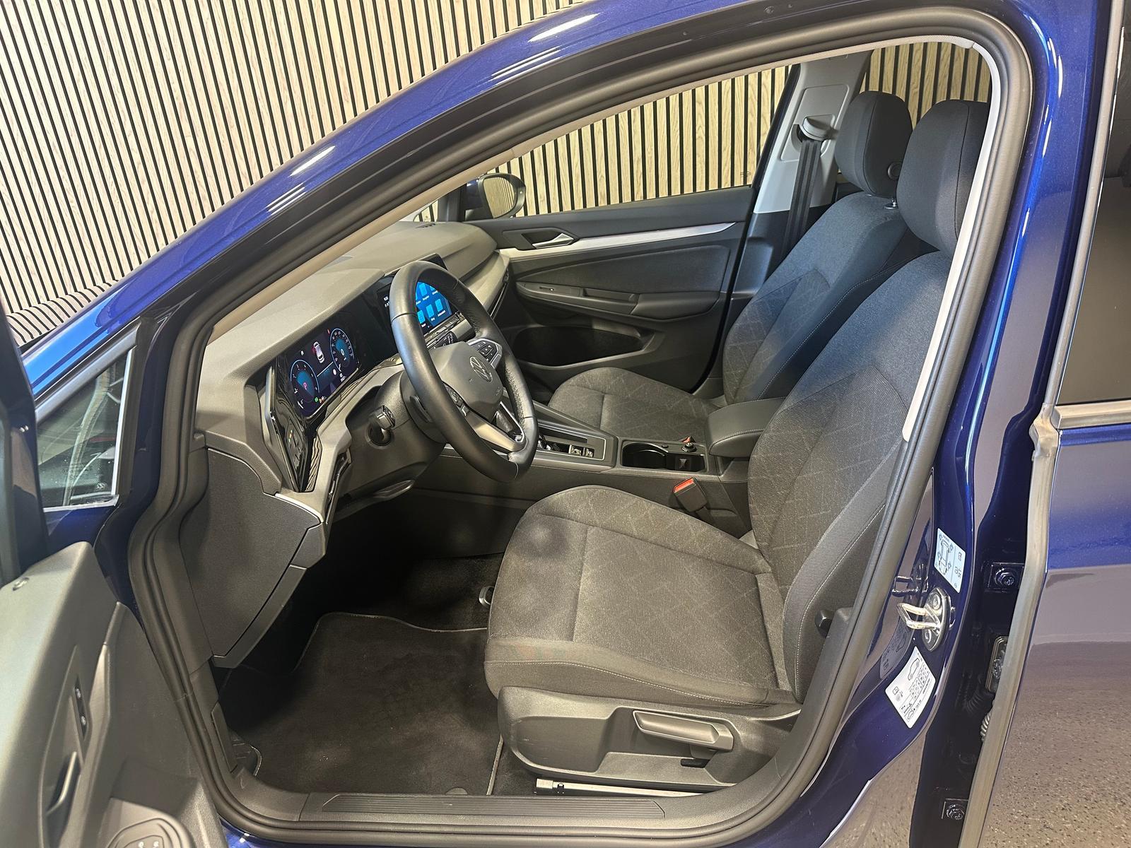 Volkswagen Golf 2.0 TDI DSG Life LED virt.Cock. Navi ACC RF, миниатюра 5