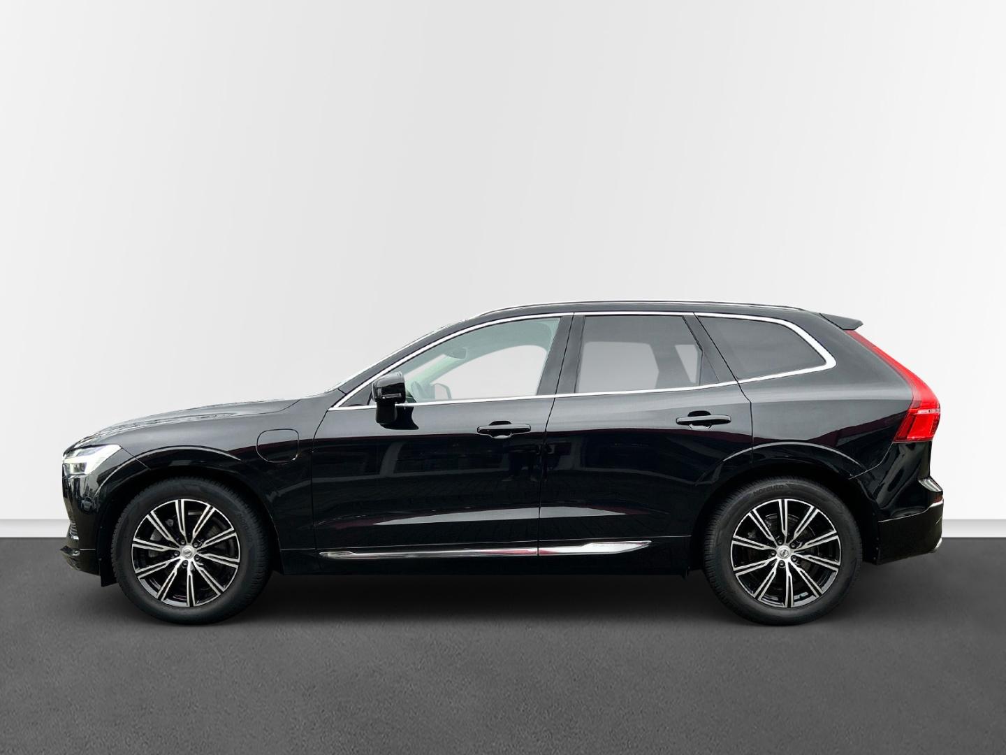 Volvo XC60 T8 Inscription Plug-in Hybrid AWD, Media