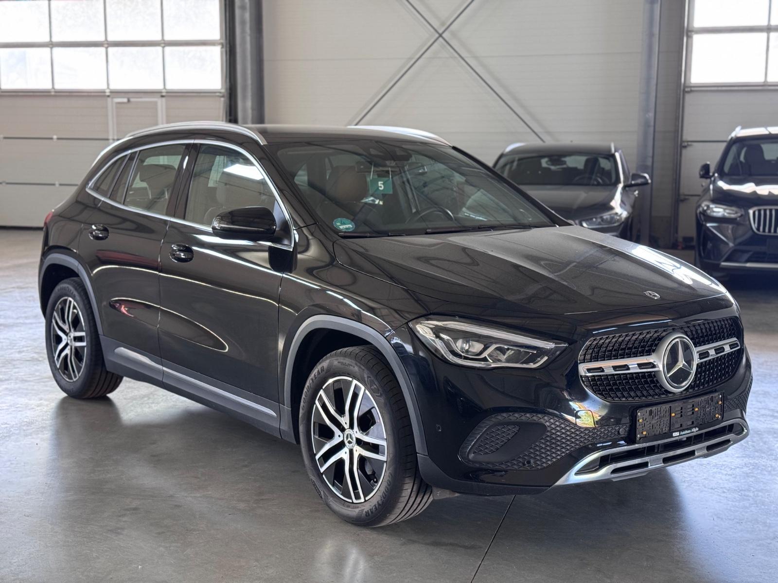 Mercedes-Benz GLA 180 AUTOM.*BUSINESS-PAKET*TOP-ZUSTAND*1HAND*