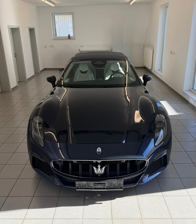 Image of Maserati GranCabrio