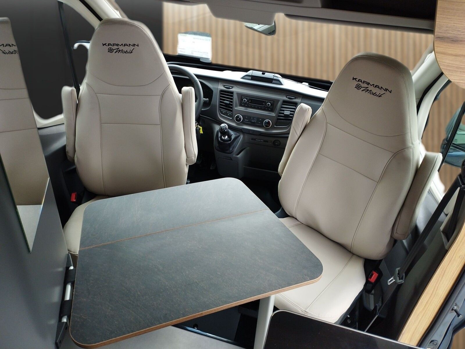 Fahrzeugabbildung Karmann Dexter 4x4 DE 570 AW Klima, Heizung 4KW, RFK