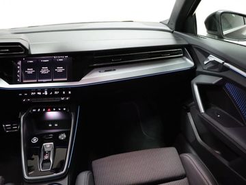 Fahrzeugverkauf 24 Audi A3 Sportback 35 TFSI S line Matrix Sonos Pano