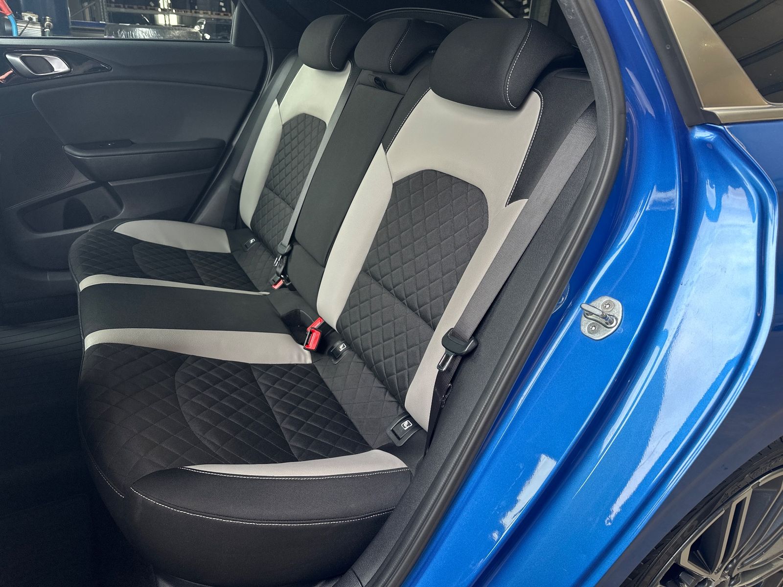 Fahrzeugabbildung Kia ProCeed 1.5 T-GDI DCT GT Line NAV+LED+ACC+KAM