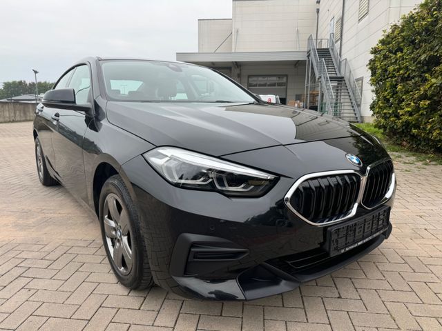 BMW 216 d Gran Coupe Sport Line LiveCockpit LED