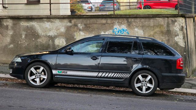 Skoda  Octavia