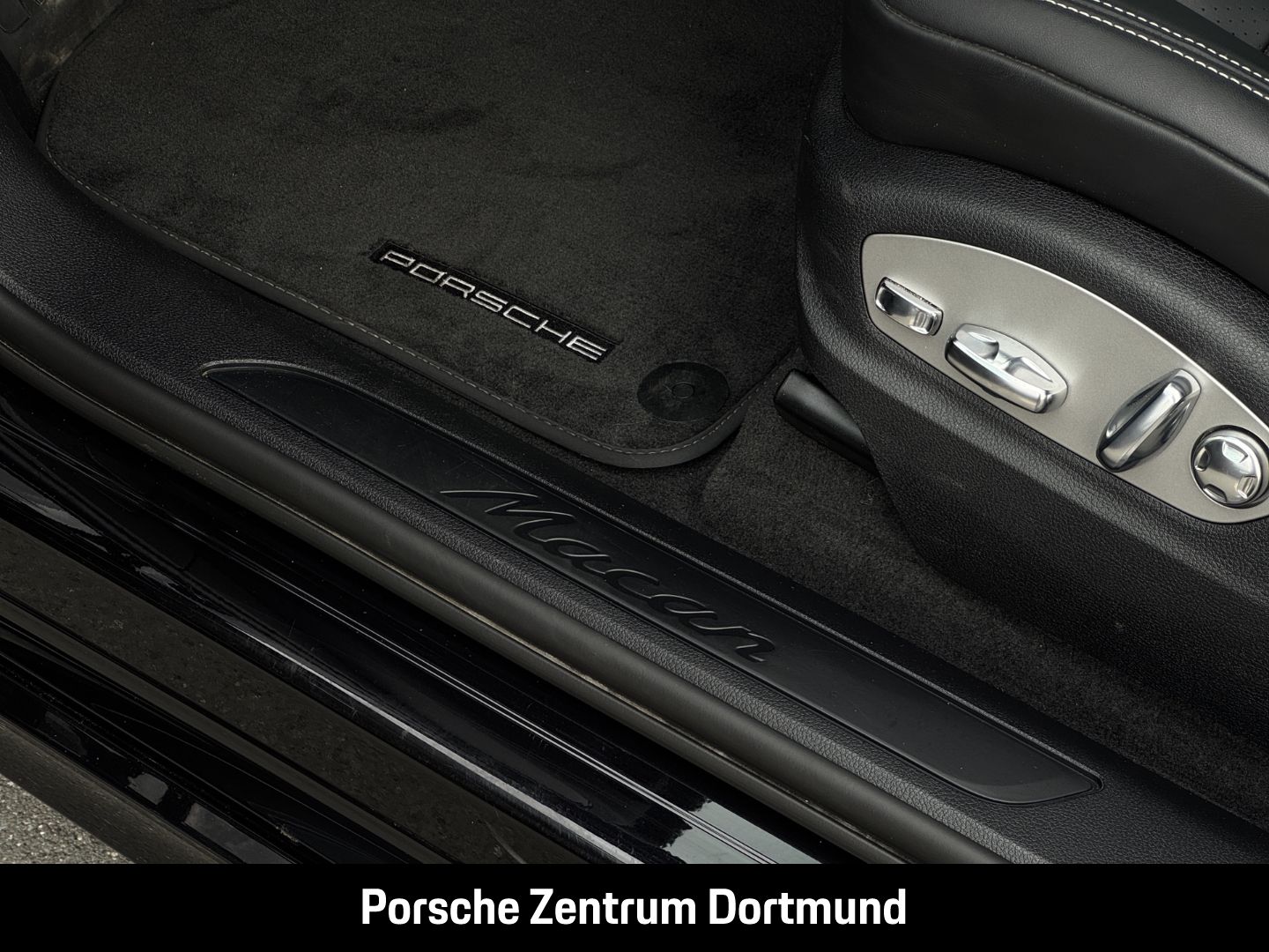 Porsche Macan BOSE Panorama Abstandstempostat 21-Zoll foto 23