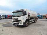 Volvo FM13 340 6x2 Tankwagen 18.000 L