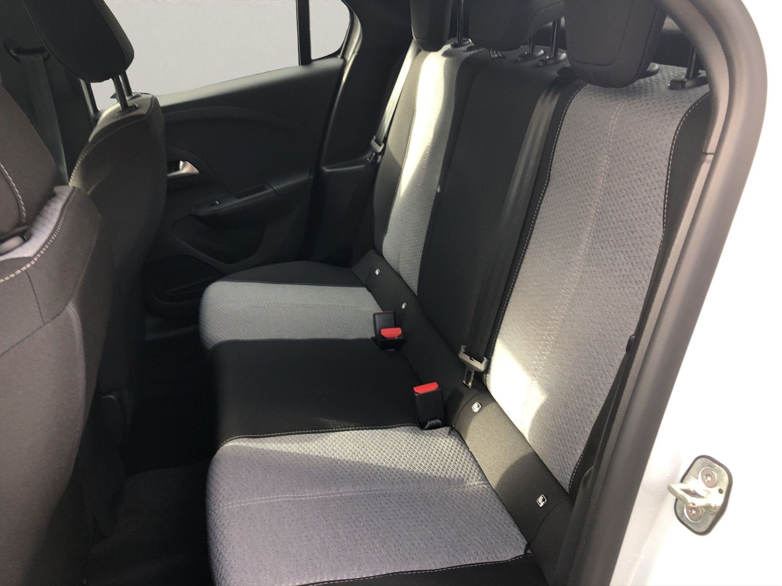 Opel Corsa - Bild 13