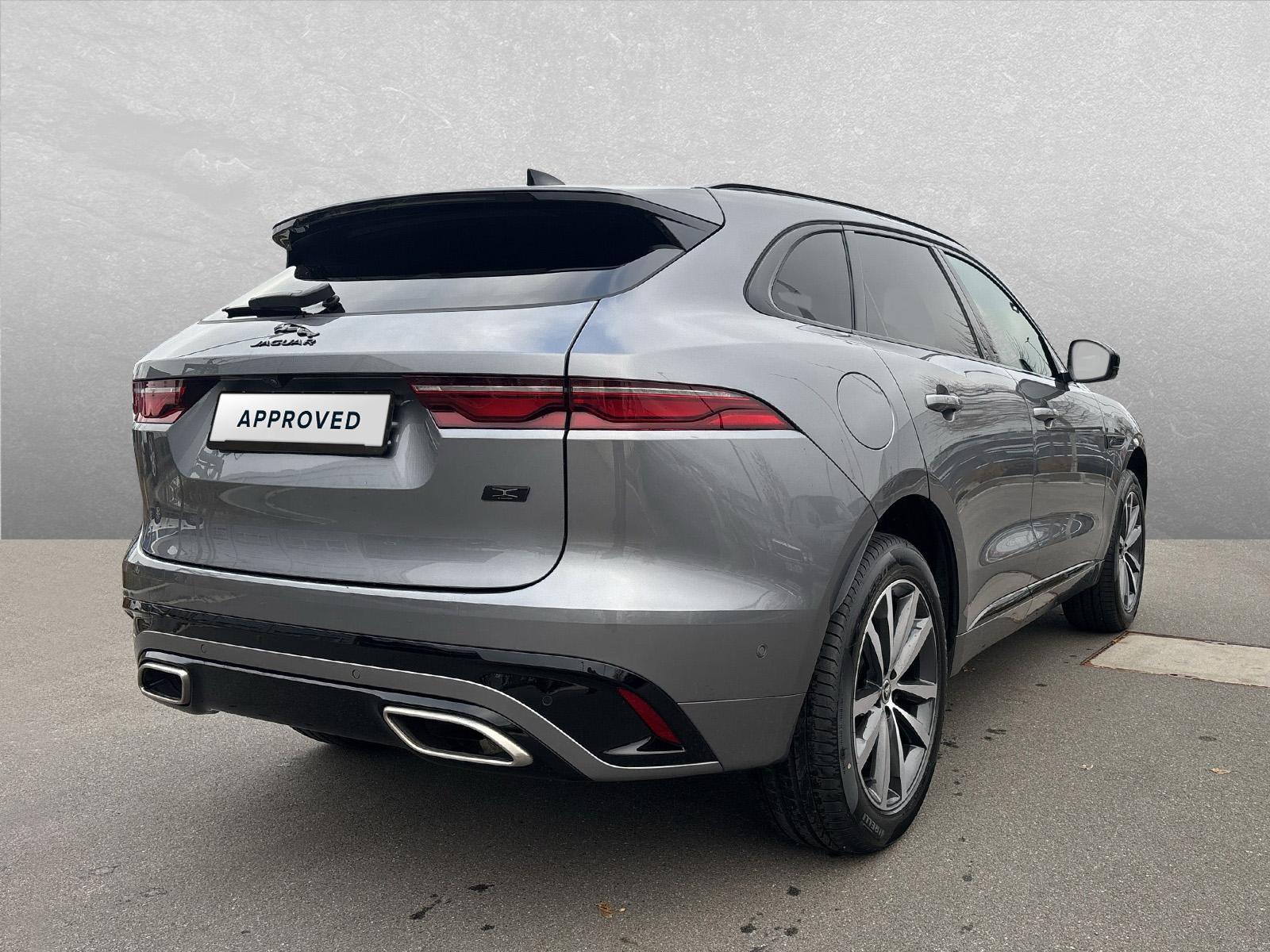 Jaguar F-Pace D300 R-Dynamic SE AHK HUD Winter-Fahrassi