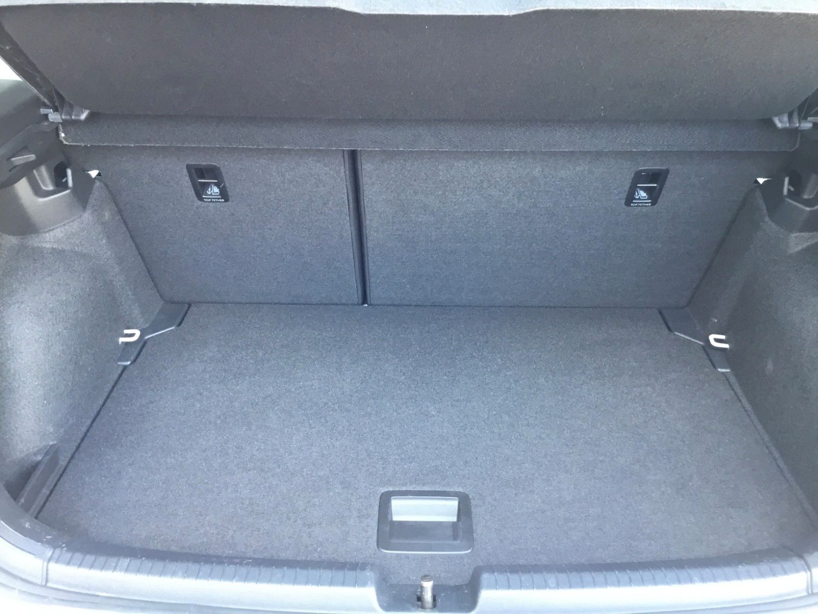 Fahrzeugabbildung Volkswagen Polo 1.0 TSI Life+LED+Sitzheizung+AppConnect