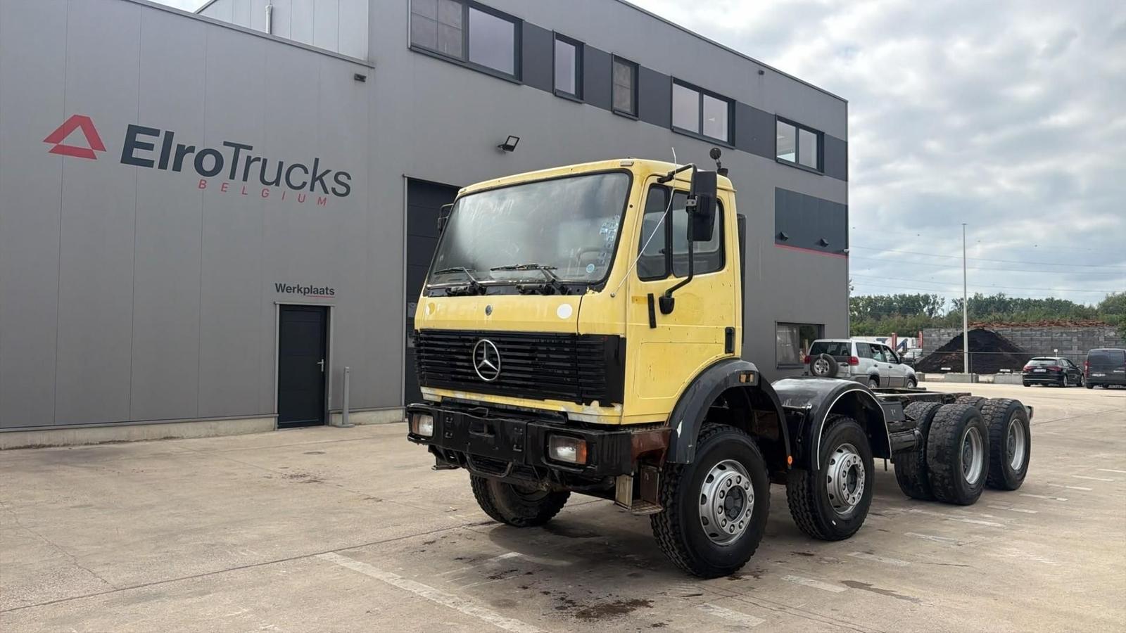 Mercedes-Benz SK 3229 (V8 / BOITE MANUELLE / LAMES / BIG AXLE