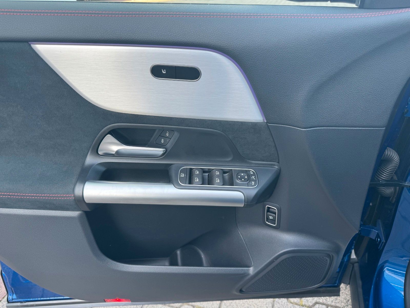 Fahrzeugabbildung Mercedes-Benz GLA 200 AMG+PANO+DistrPlus+RFK+Night