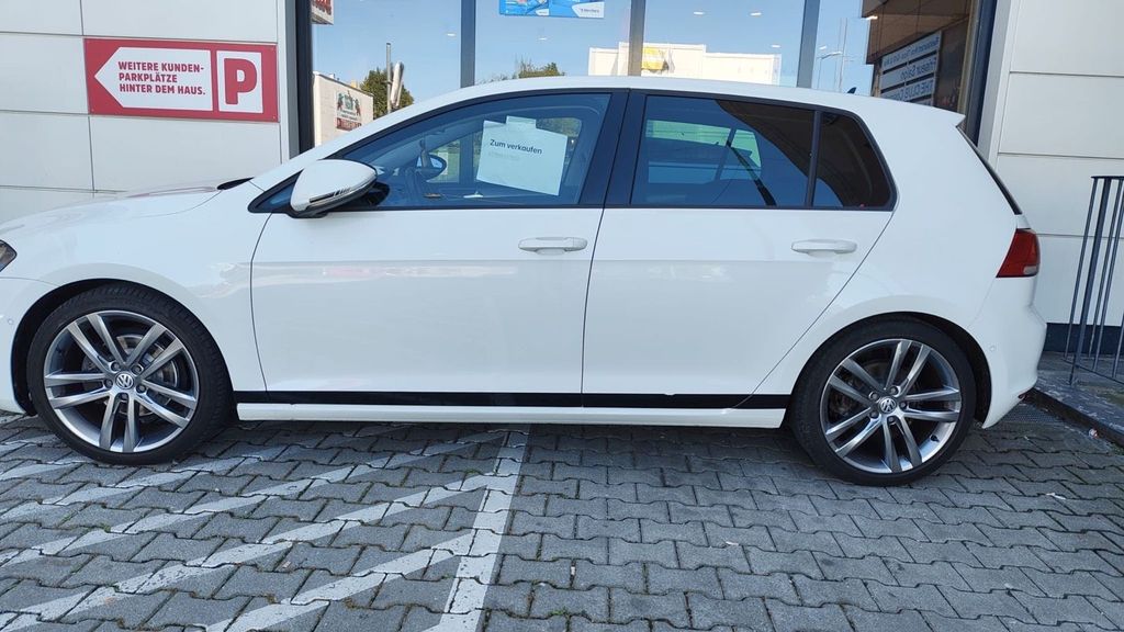 Image of Volkswagen Golf