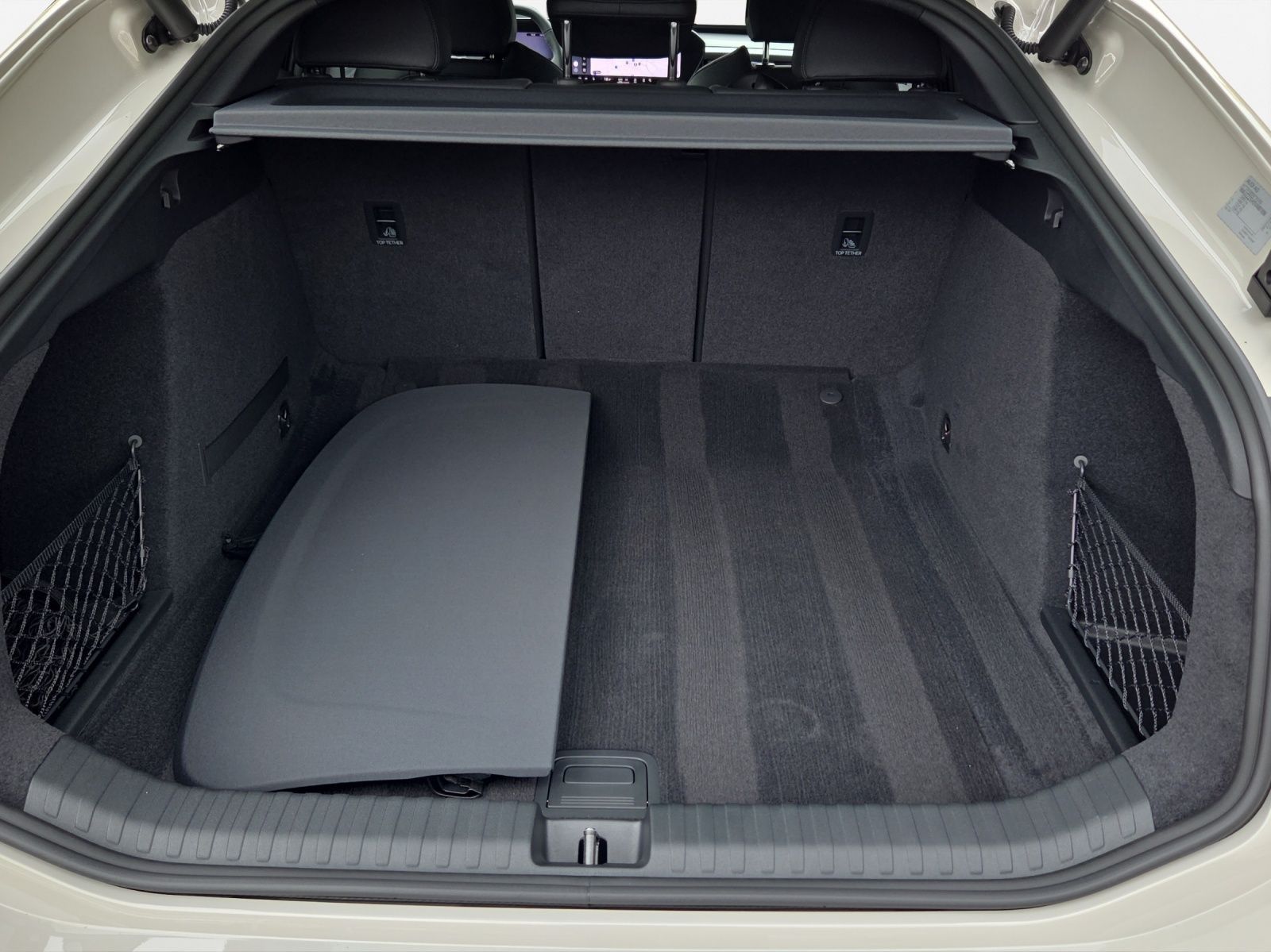 Audi A6 e-tron - Bild 12