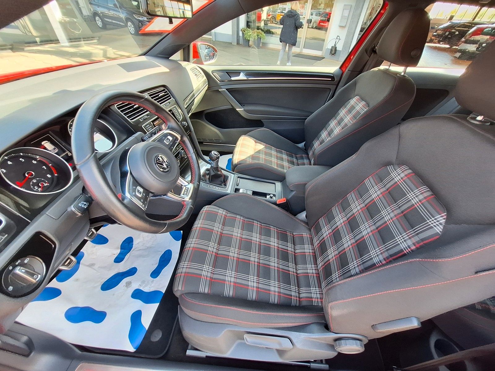 Volkswagen Golf GTI Performance 2.0 TSI Xenon Media Winterp foto 13