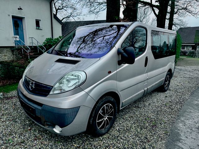 Opel Vivaro 2,0 CDTI 9 SITZE KLIMA MIT 81 TKM