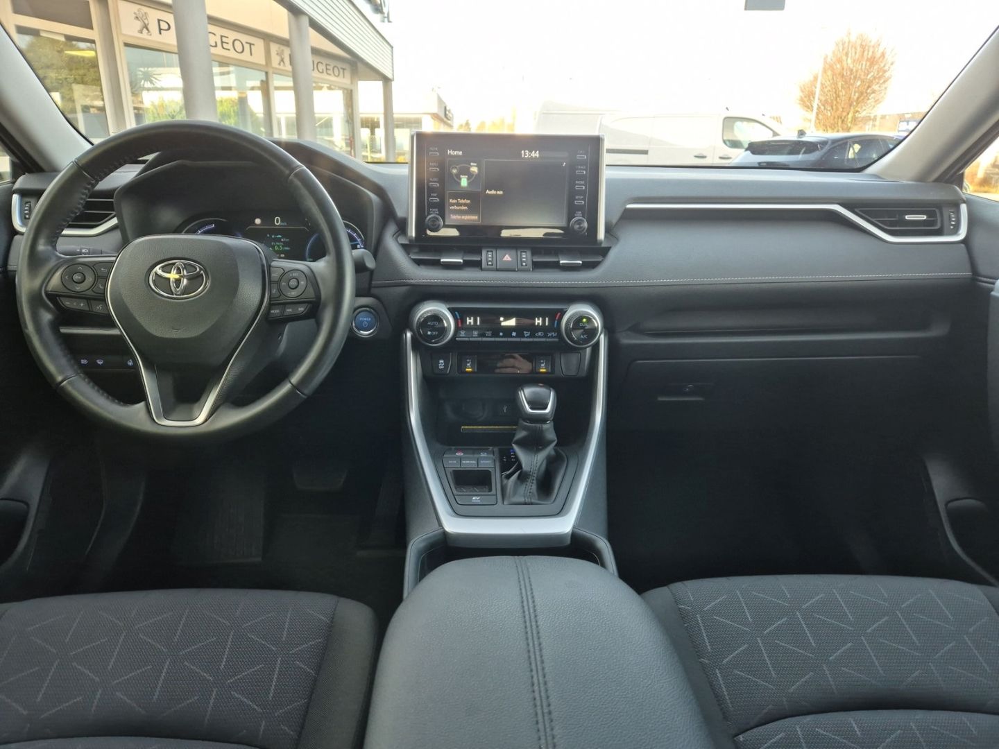 Fahrzeugabbildung Toyota RAV 4 4x2 Team D Hybrid 2.5 Navi LED ACC El. He