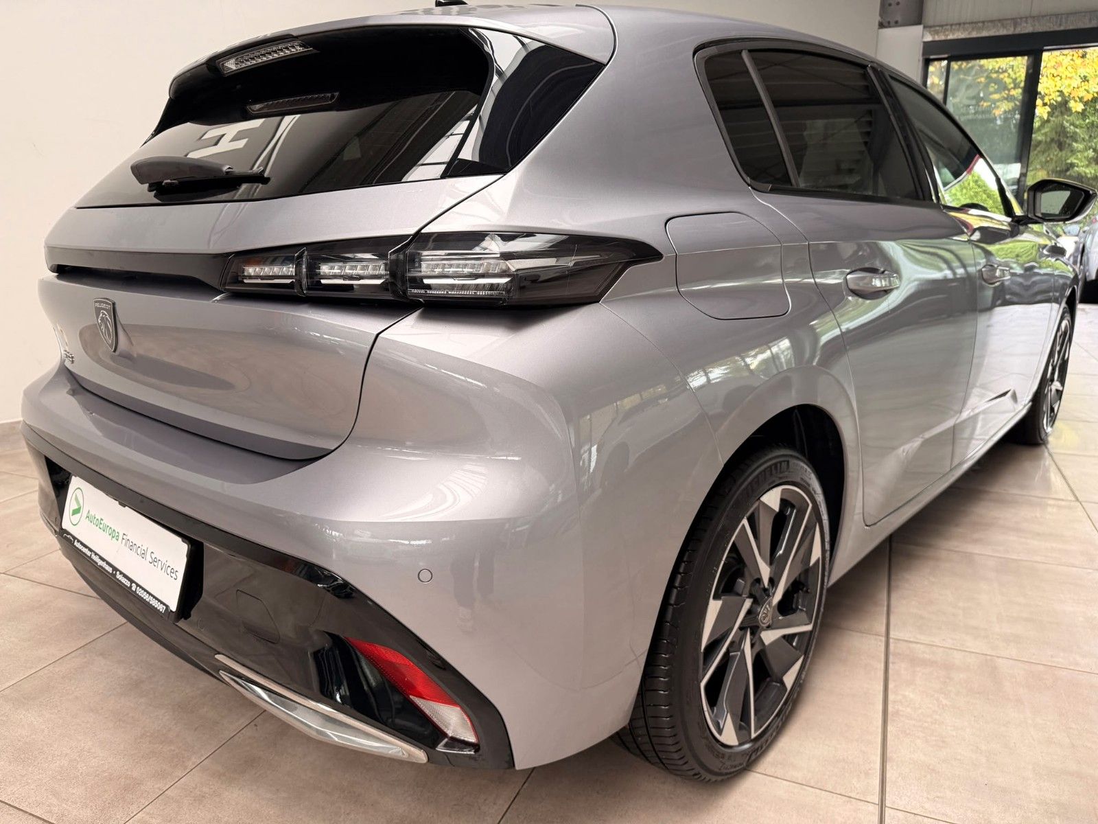Peugeot 308 e-DSC6 Hybrid 136 Allure LED Navi 360°Kamera imagem 3