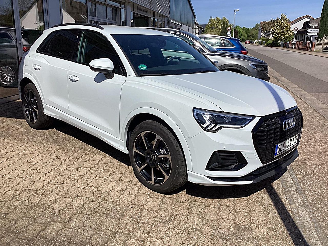 Fahrzeugabbildung Audi Q3 advanced 35 TDI S tronic ACC Navi LED Klima