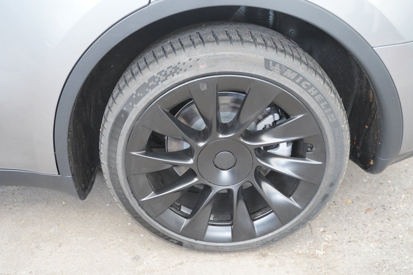 Tesla Model Y Long Range AWD *20-Zoll*Mwst.* foto 12