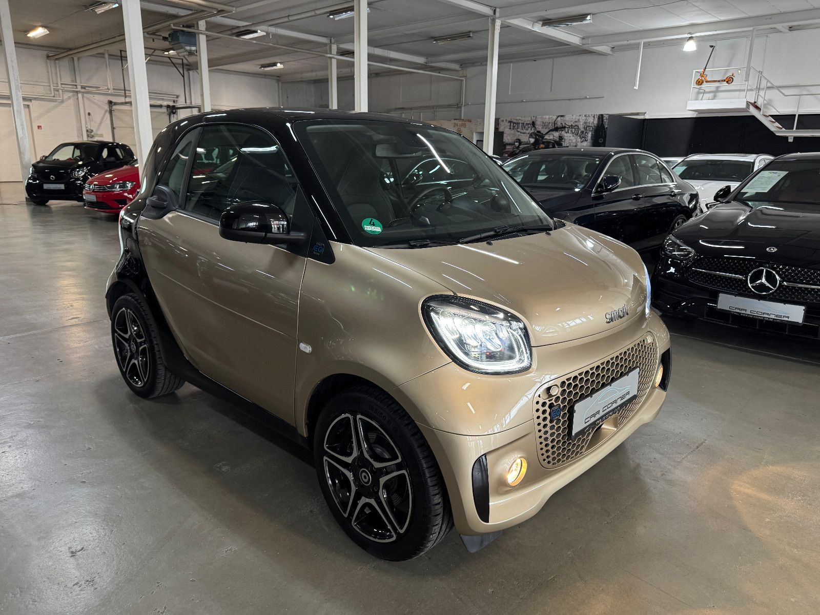 Fahrzeugabbildung Smart ForTwo Coupe EQ PRIME EXCLUSIVE ABSOLUT VOLL 22K