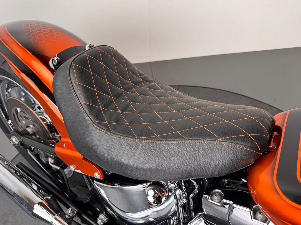 Fahrzeugabbildung Harley-Davidson HERITAGE/FATBOY *HONEYCUMB-COLOURING