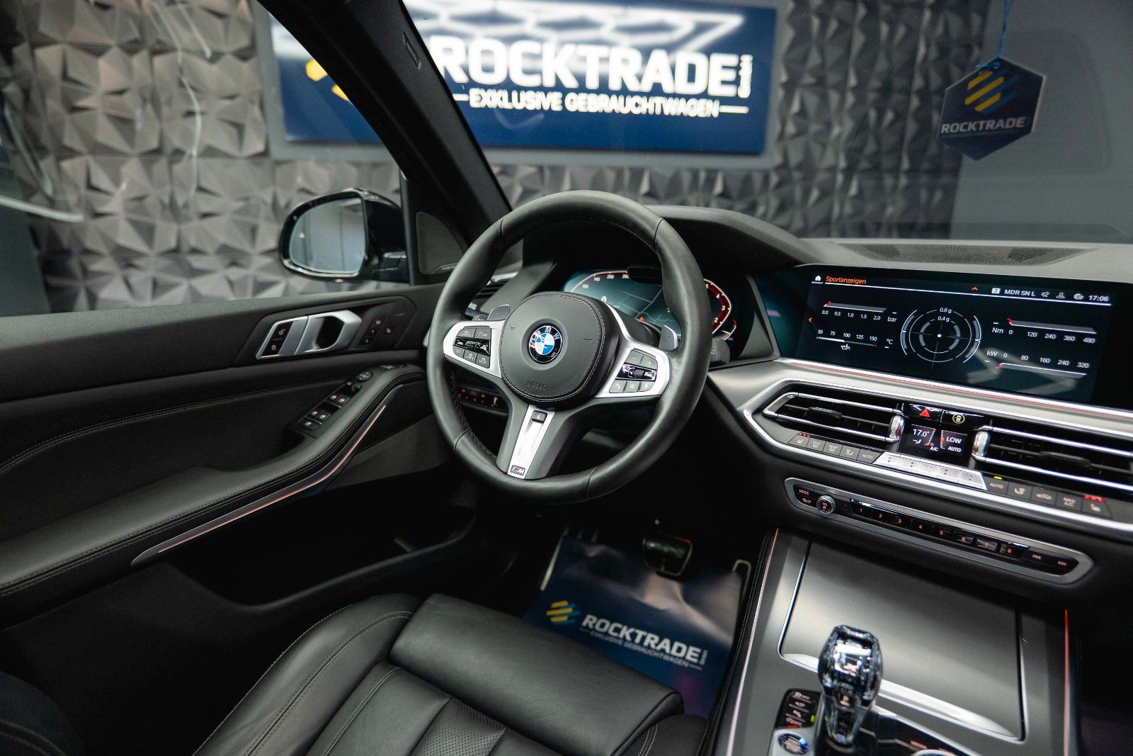Fahrzeugabbildung BMW X5 xDrive 40i M Sport Shadow Line *ACC*Pano*LED*