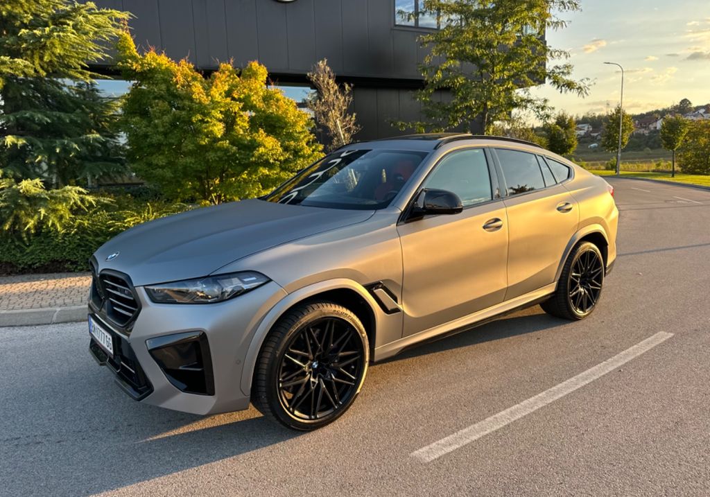Image of BMW X6 M