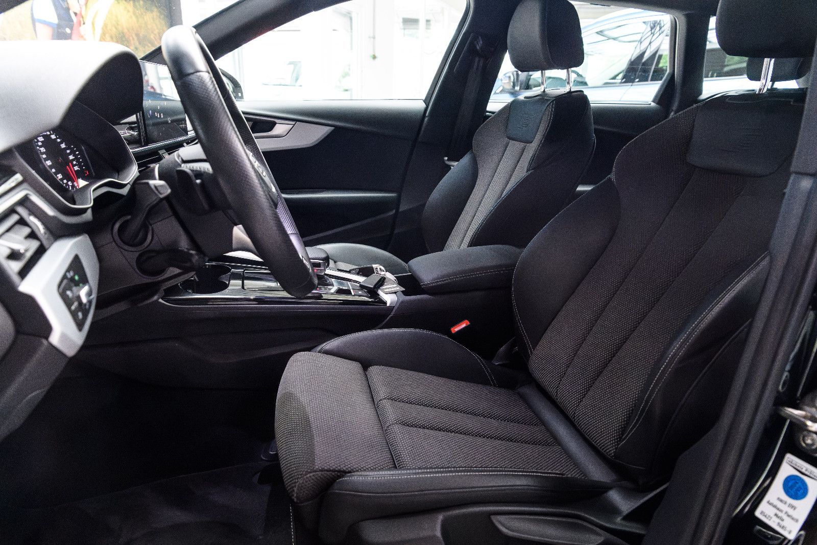 Fahrzeugabbildung Audi A4 Avant 40 TDI quattro advanced + Kamera +