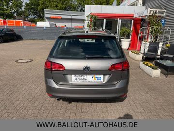 Volkswagen Golf - 6