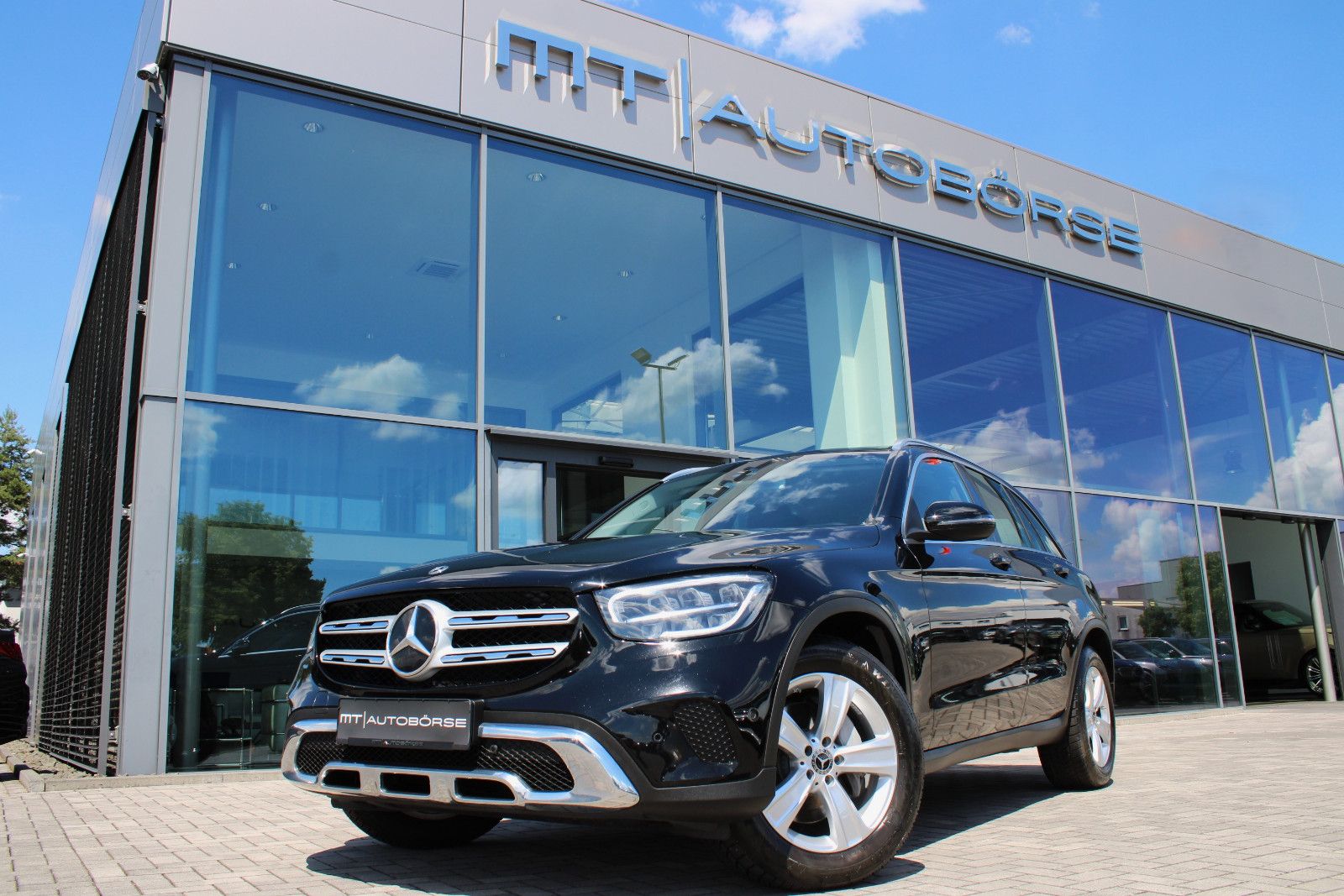 MERCEDES-BENZ GLC 220d 4MATIC 9G ADVANCED/LED/HIFI/LEDER/NAVI