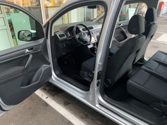 Fahrzeugabbildung Volkswagen Caddy 2,0 TDI BMT Trendline Heckflügeltüren