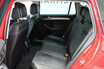 Volkswagen Passat Variant 2.0 R-Line AHK StHz Matrix Kamera
