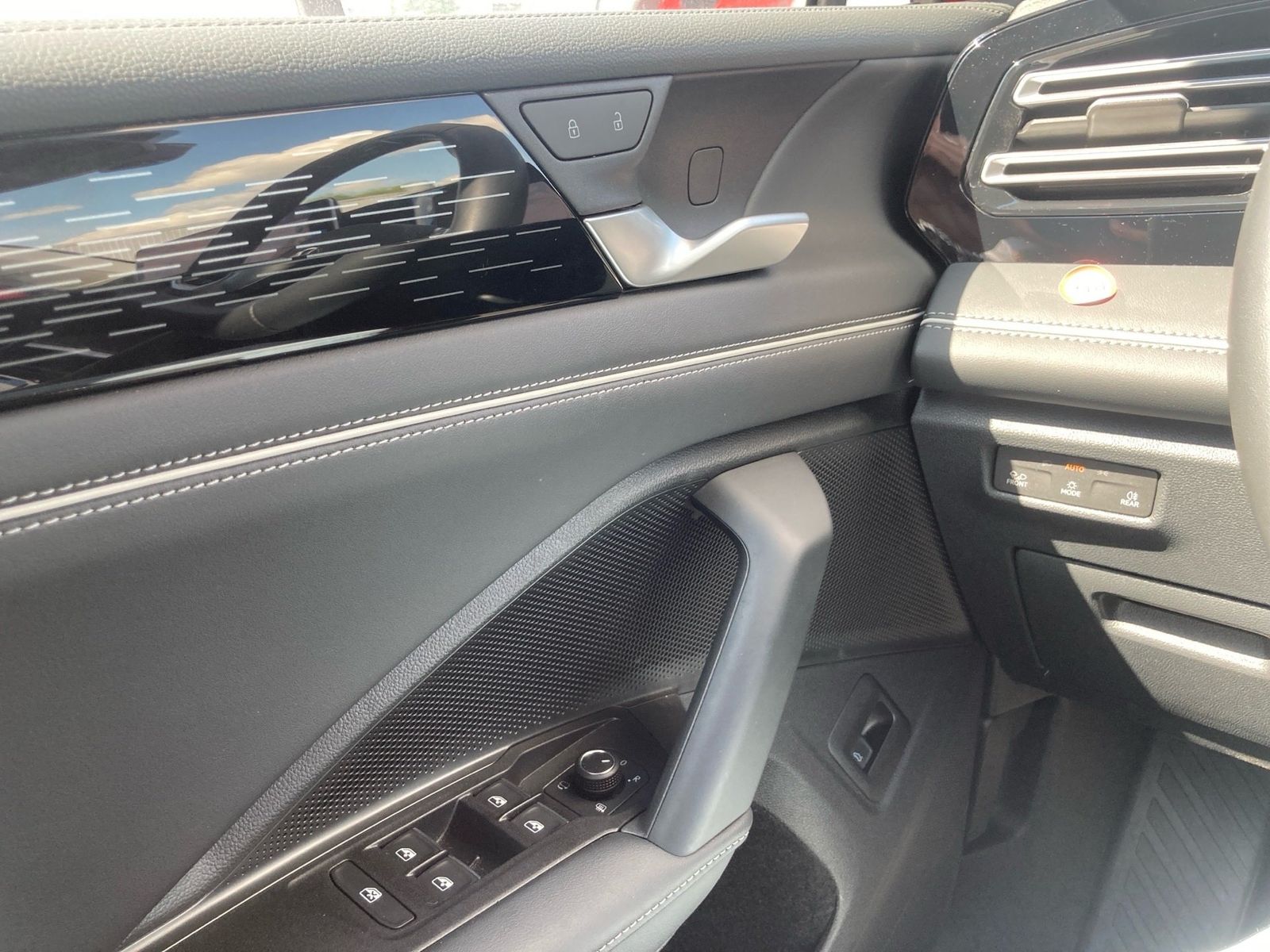 Volkswagen Tiguan - Bild 15