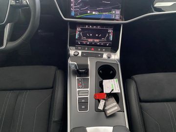 Audi A6 - 12