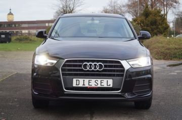 Audi Q3 2.0 TDI NAVI-XENON-SHZG-PDC-