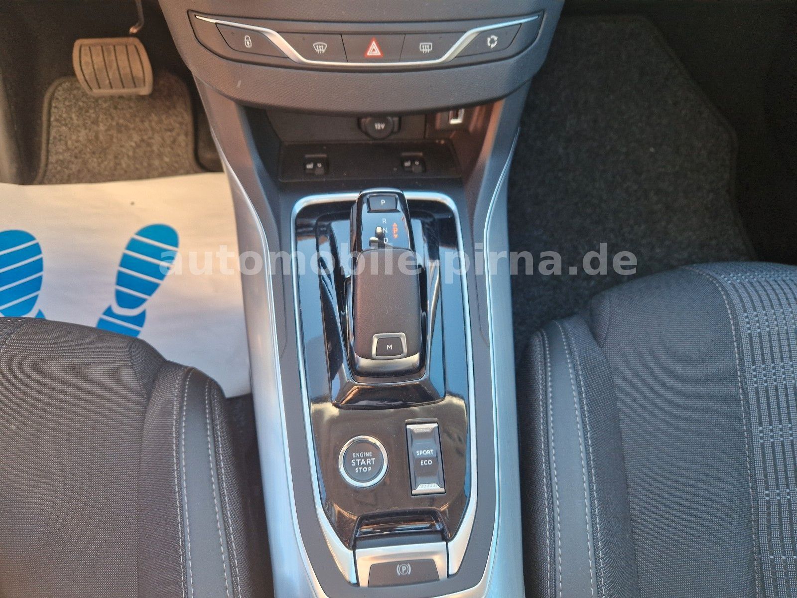 308 SW Kombi Allure BlueHDI 130 EAT8-Automatik