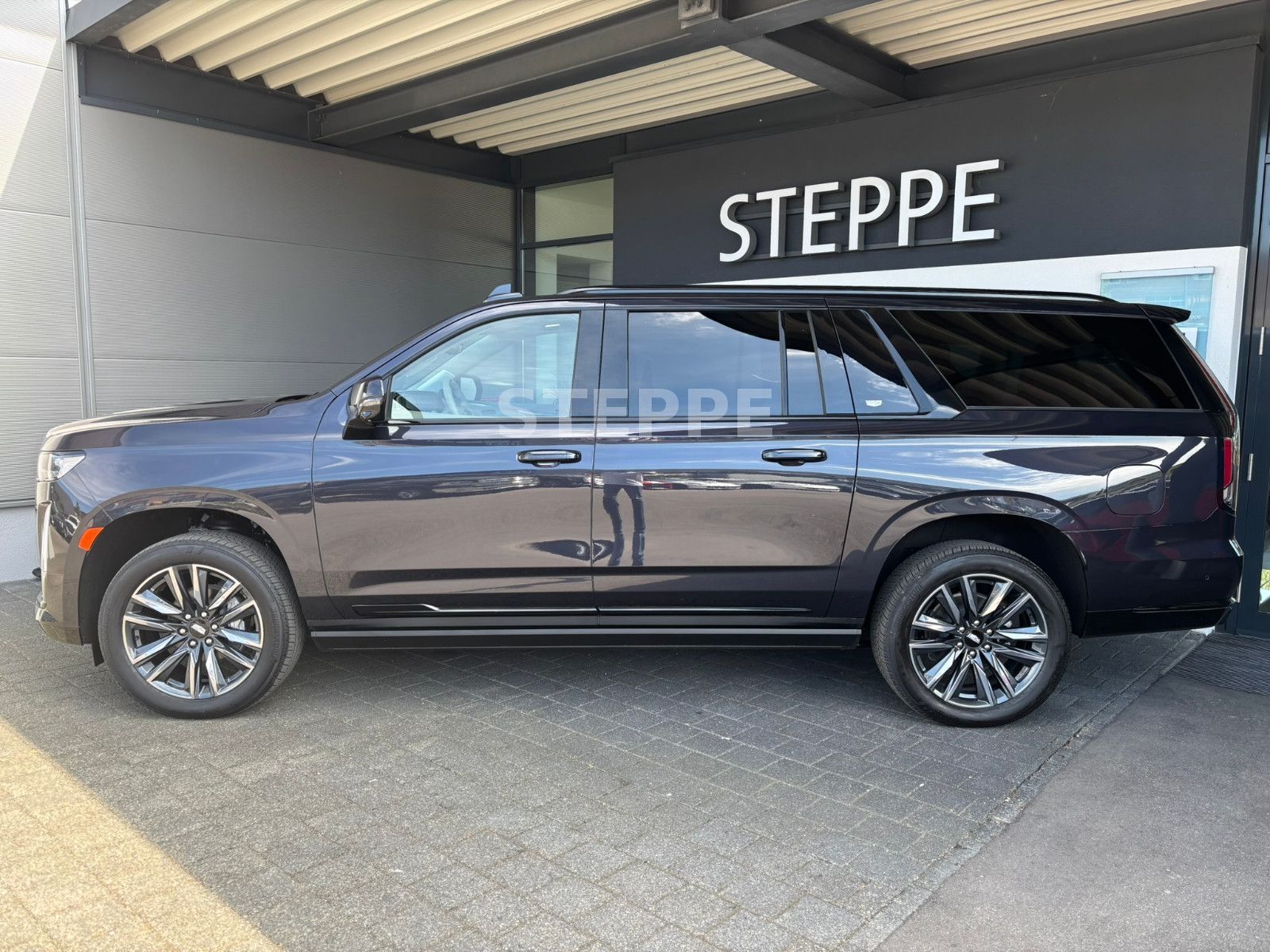 Cadillac Escalade 6.2 V8 ESV Sport Platinum EU-Navi AHK