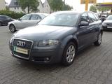 Audi A3 1.6 tiptronic Ambiente Sportback KLIMA PDC - gebrauchte Audi A3 aus dem Jahr 2005