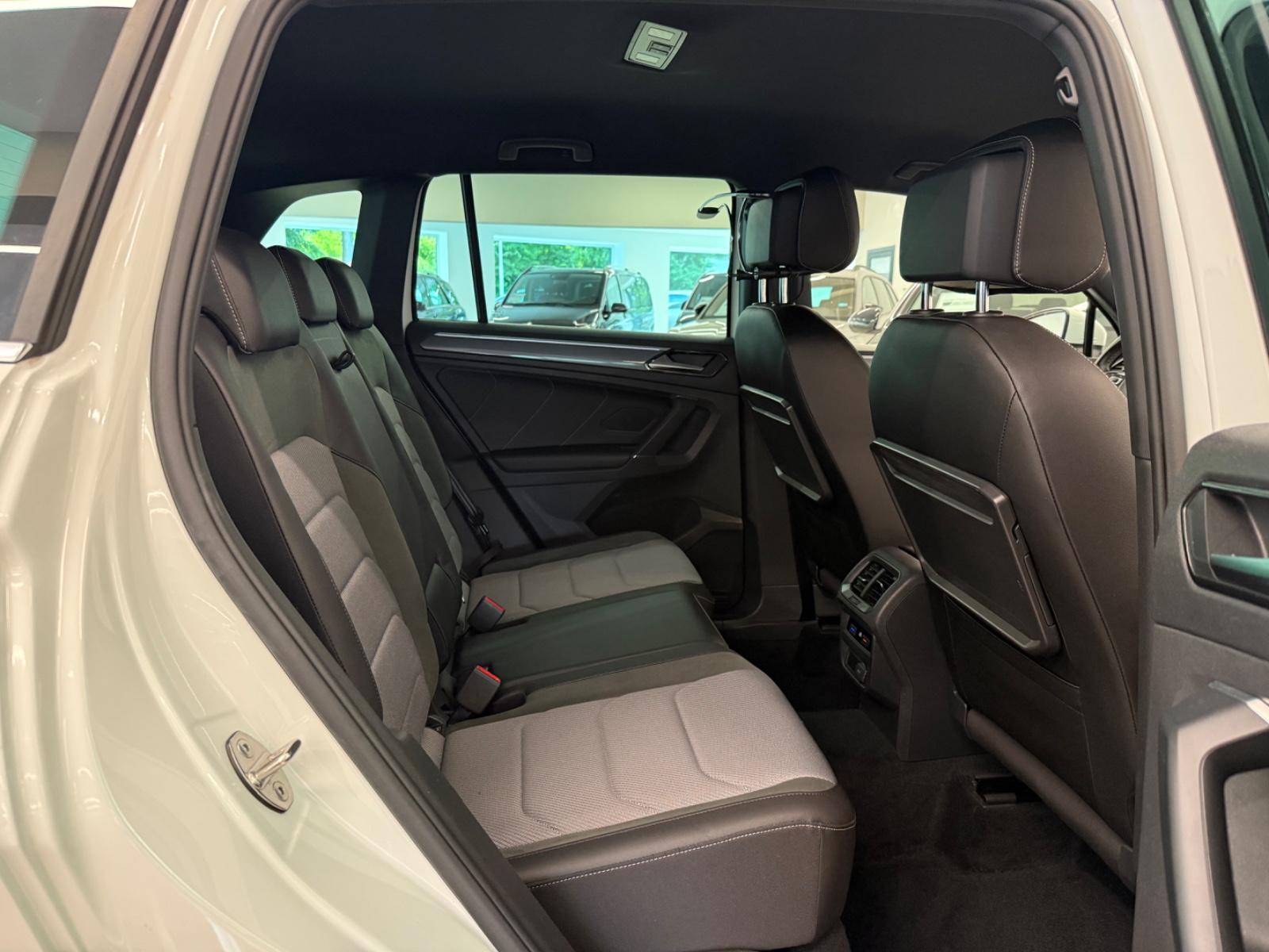 Volkswagen Tiguan Highline 2X R-LINE 4Motion 1HAND