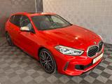 BMW M135i Lim. xDr.*SHADOW LINE*LED-PANO-ACC-H&K-PDC - rote BMW M135