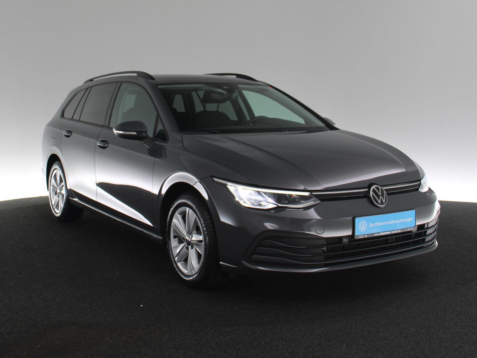 Volkswagen Golf VIII 2.0 TDI Life AHK LED ACC NAVI SHZ PDC