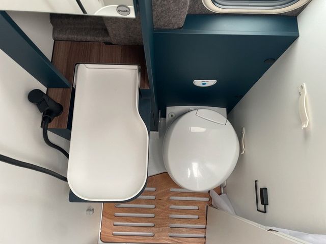 HYMER  ERIBA  HYMERCAR ERIBA Car 600 Automatik  KLIMAAUTOMATIK NAVI ALU