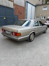 Mercedes-Benz 260 SE  - Mercedes-Benz 260 mit Benzin-Antrieb: Automatik