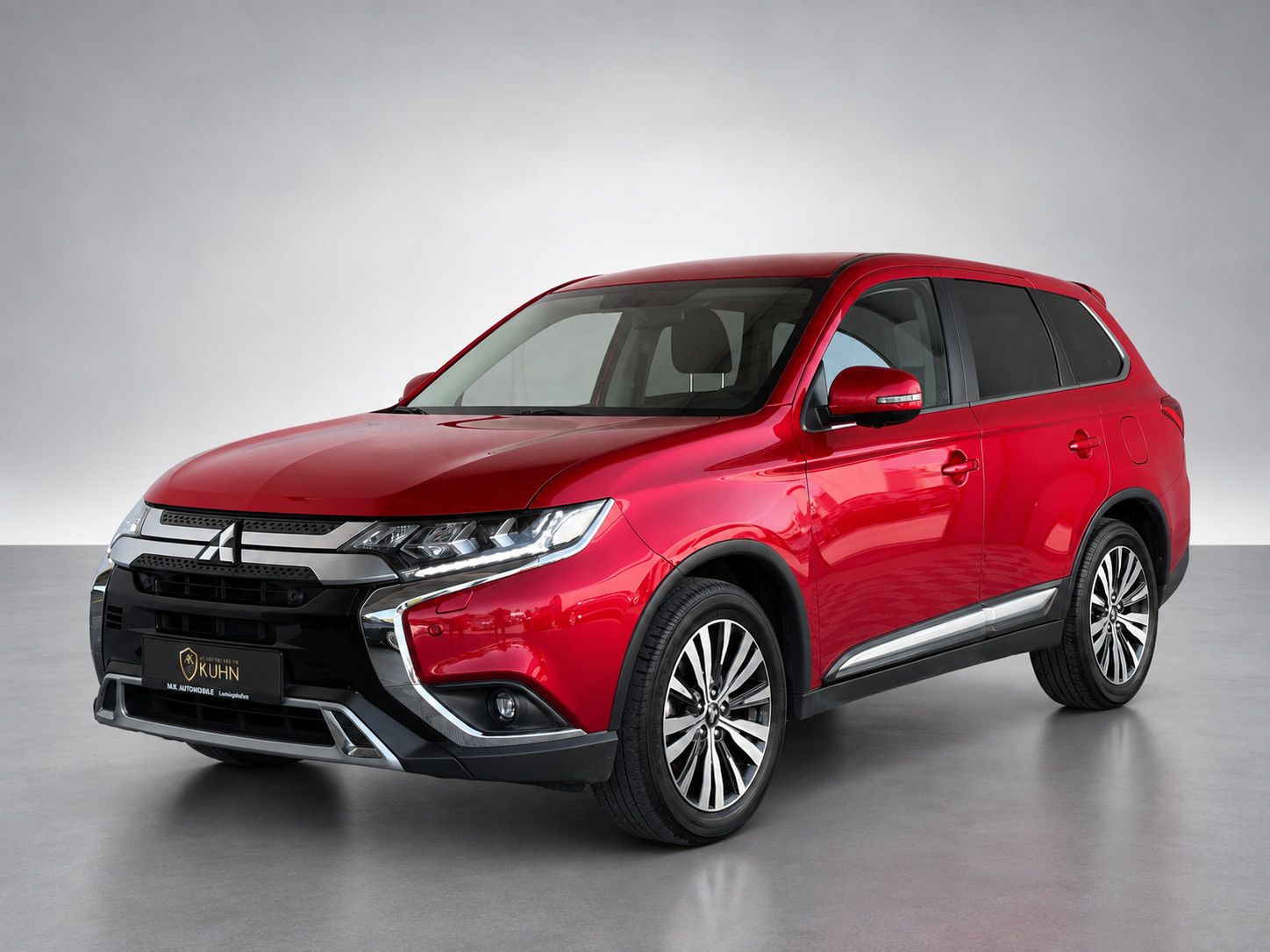 Mitsubishi Outlander - 1