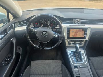 Volkswagen Passat Variant - 12