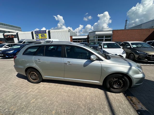 Toyota Avensis  Kombi 1.8 Sol