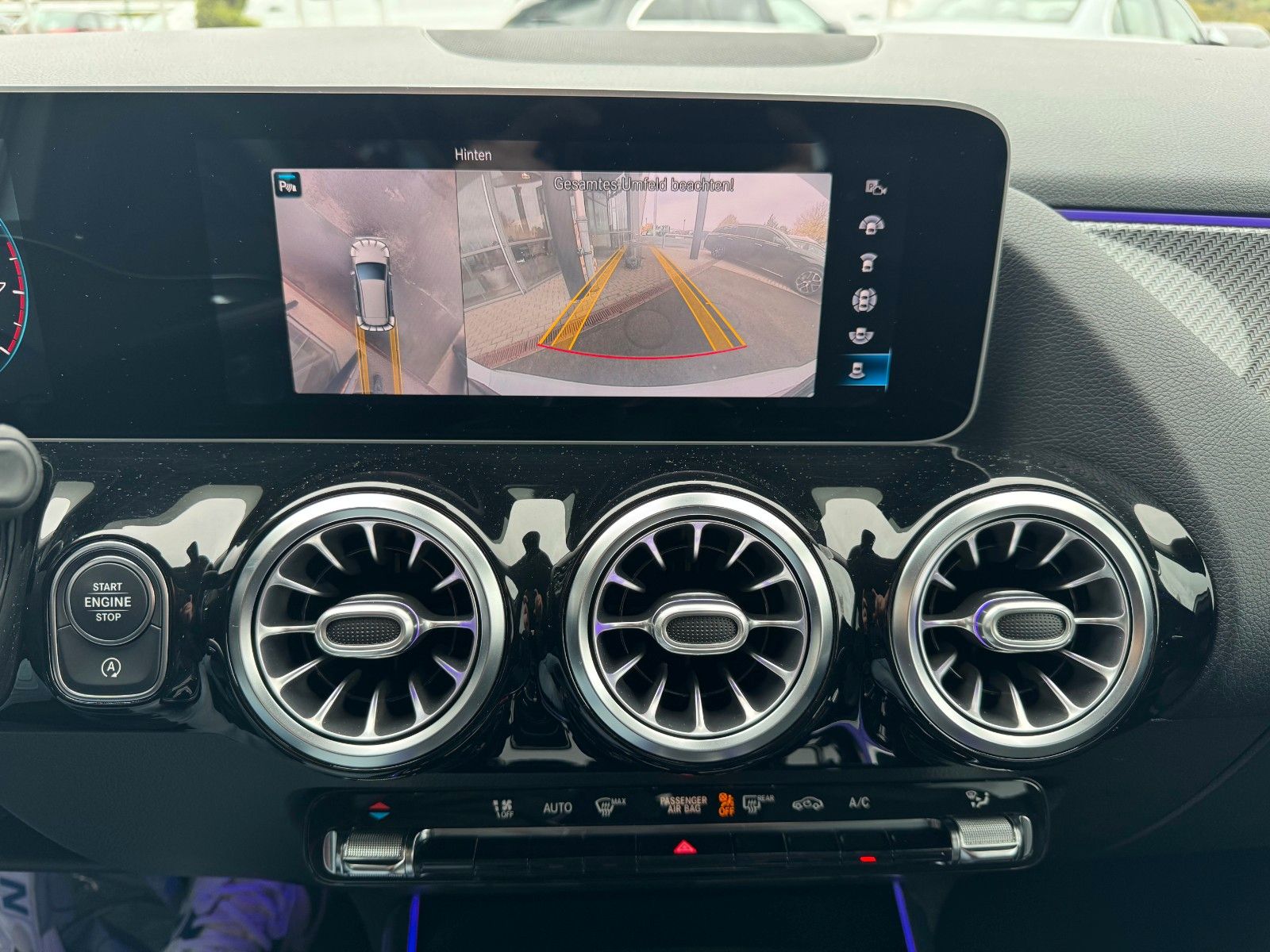 Fahrzeugabbildung Mercedes-Benz B 200 AMG+Ambiente+360+LED+IHC+TotW