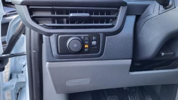 Fahrzeugabbildung Ford Transit Custom Kasten 320 L2 Trend FWD